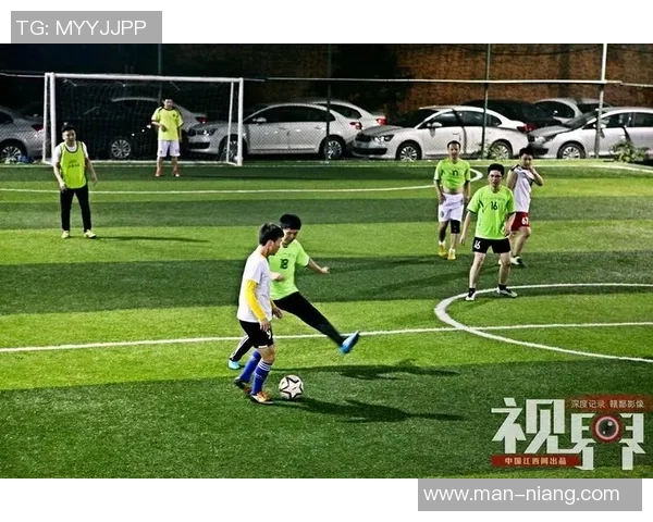 野生足球星的成长故事与拼搏历程展现草根力量与梦想激情